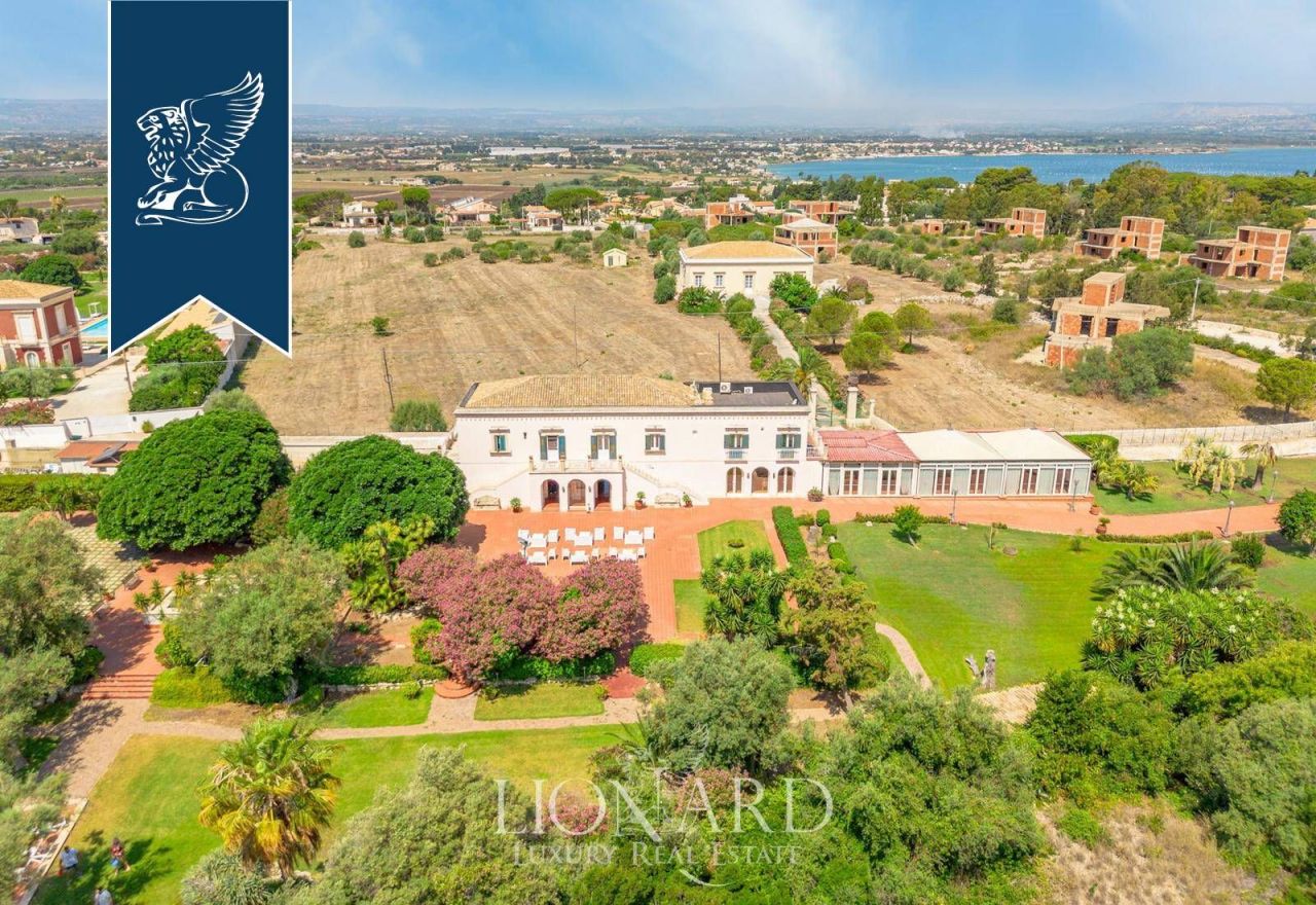 Villa à Syracuse, Italie, 1 000 m² - image 10