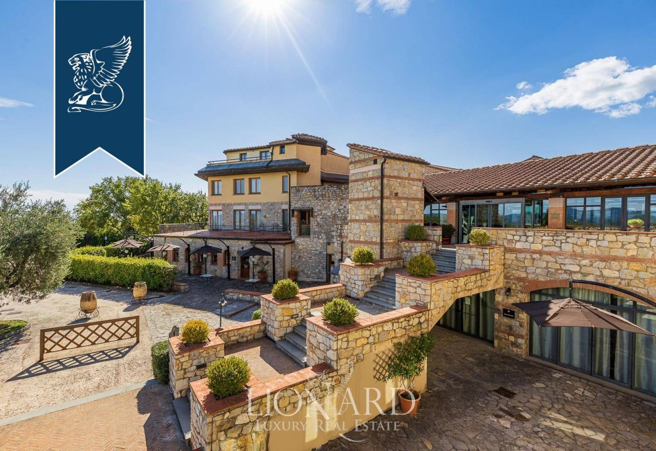 Hôtel à Sienne, Italie, 5 455 m² - image 10