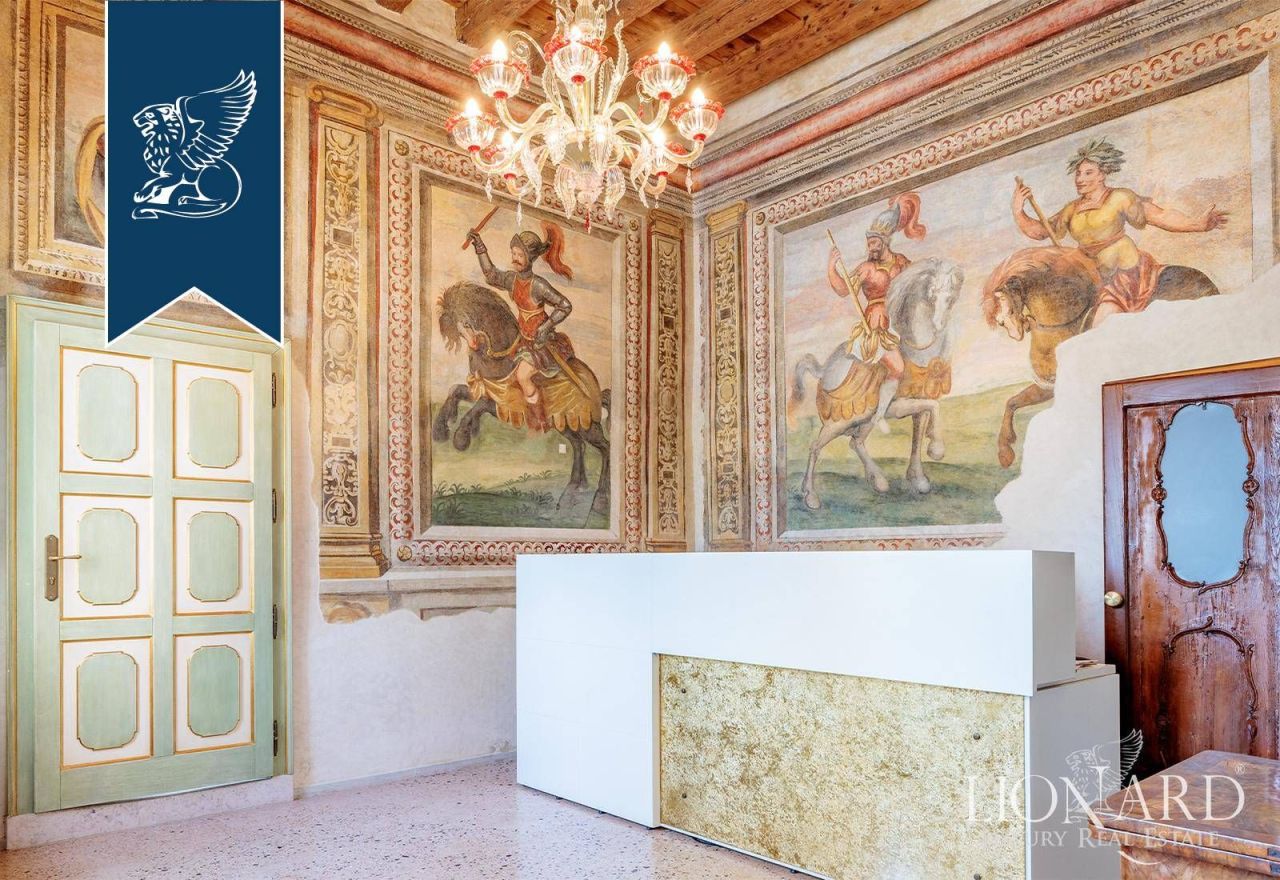 Villa à Venise, Italie, 1 600 m² - image 10