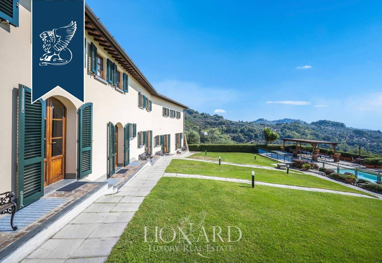 Villa in Pistoia, Italy, 600 m² - picture 10