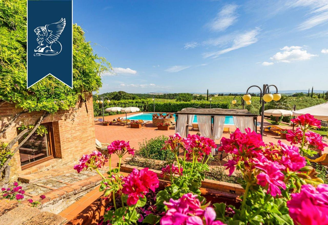 Haus in Siena, Italien, 4 300 m² - Foto 10