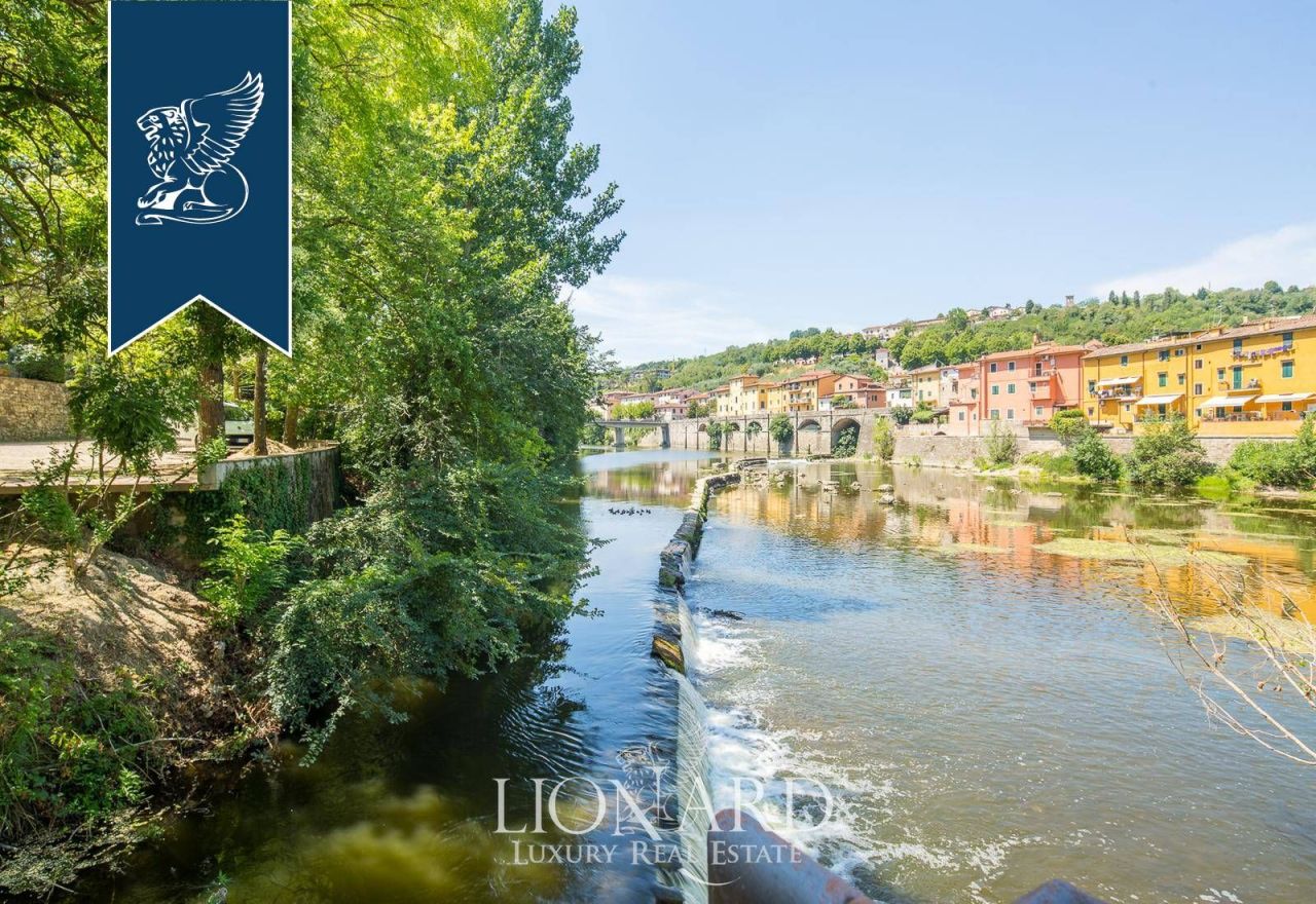 Villa à Florence, Italie, 1 000 m² - image 10