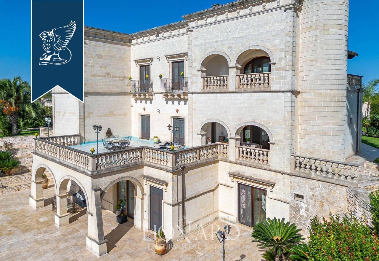 Villa a Taranto, Italia, 1 000 m² - foto 10