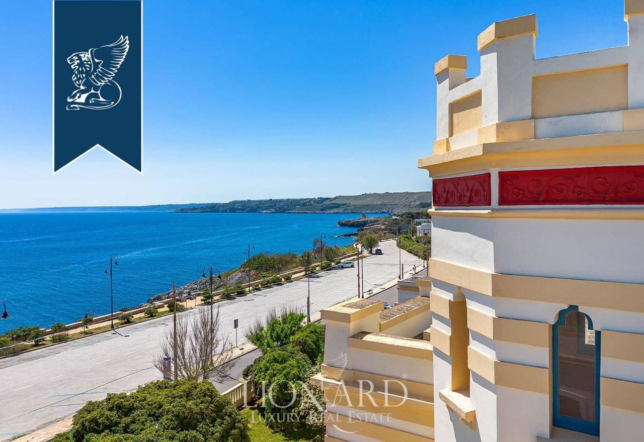 Villa in Lecce, Italy, 1 700 m² - picture 10