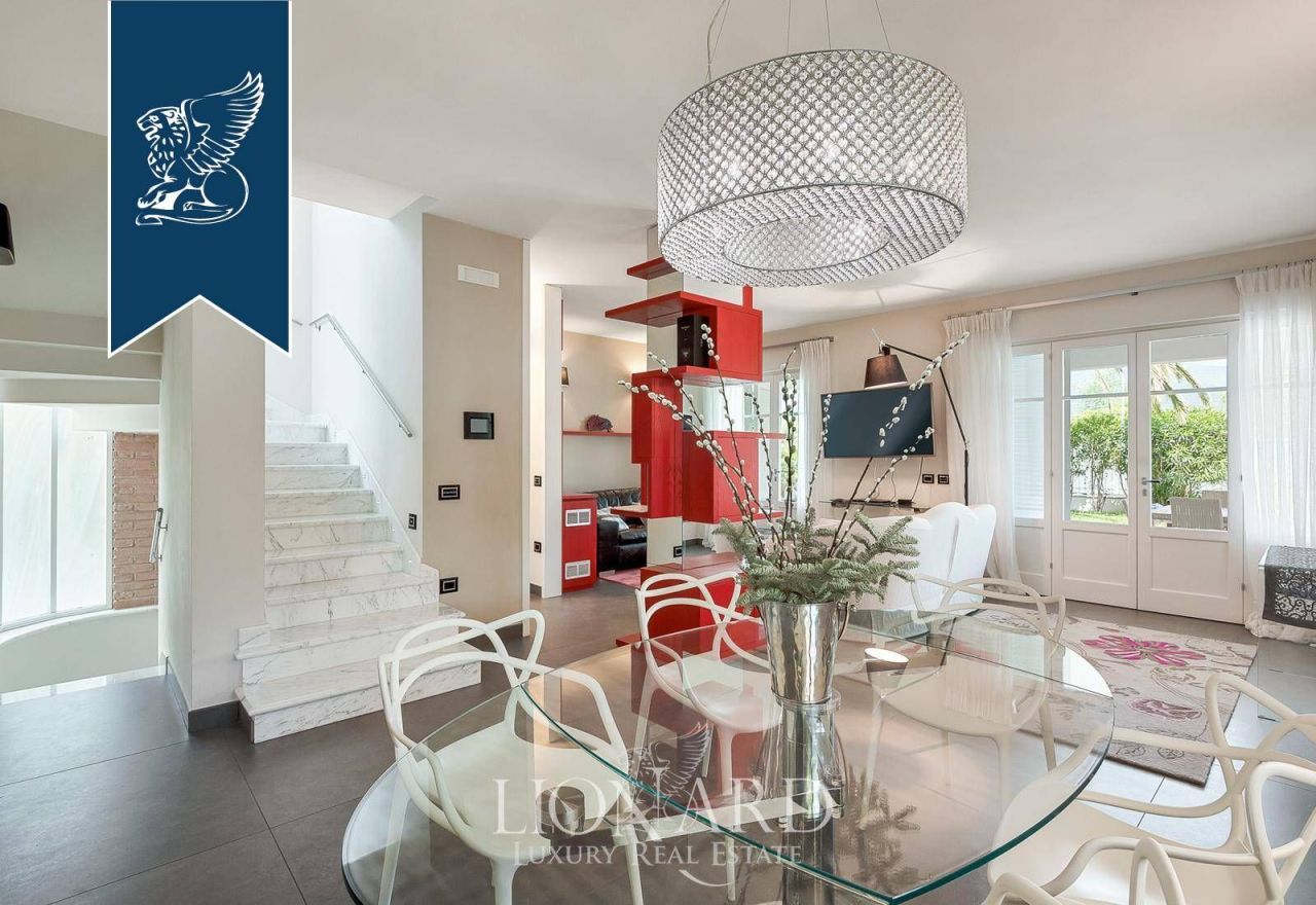 Villa a Forte dei Marmi, Italia, 265 m² - foto 10