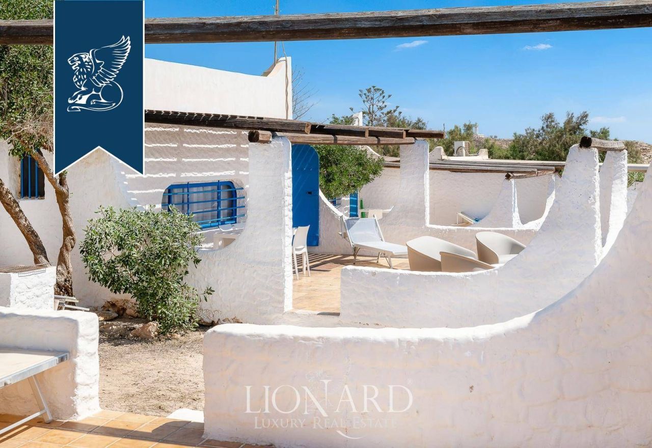 Villa in Agrigent, Italien, 1 000 m² - Foto 10