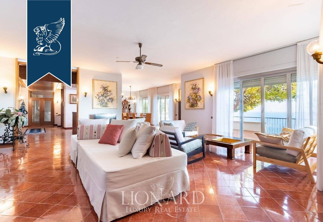 Villa à Bordighera, Italie, 750 m² - image 10