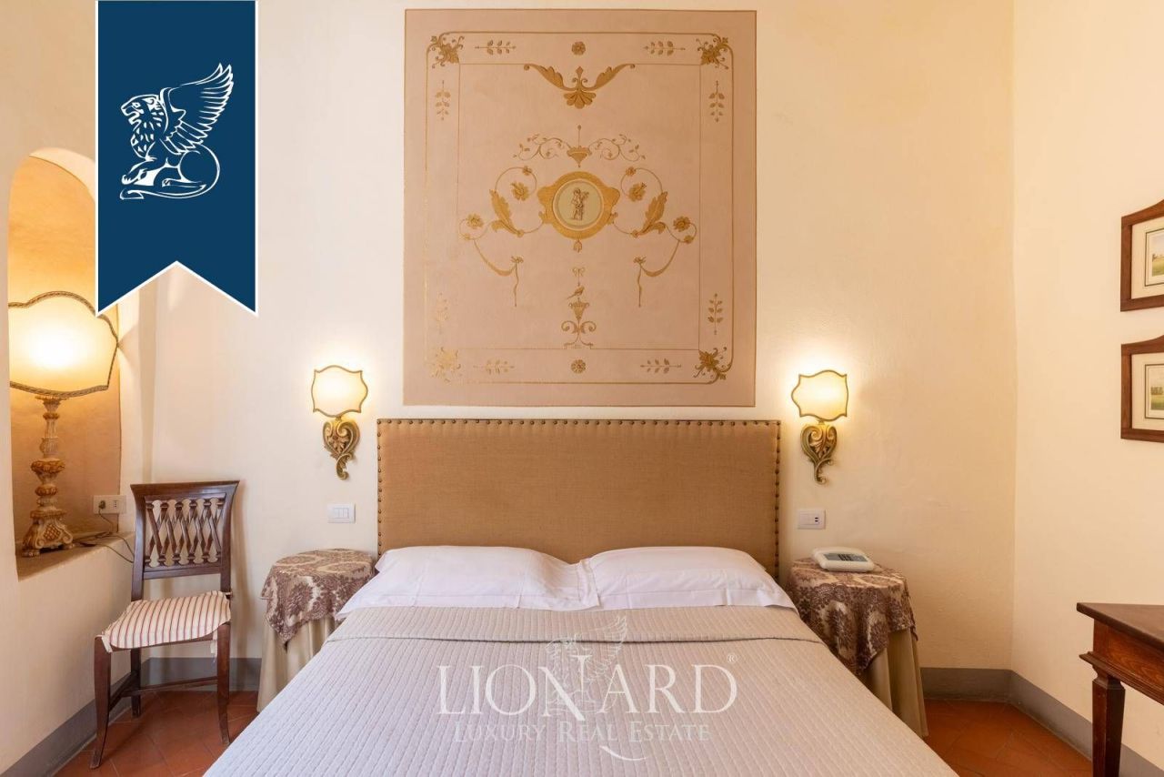 Hôtel à Cortone, Italie, 1 500 m² - image 10