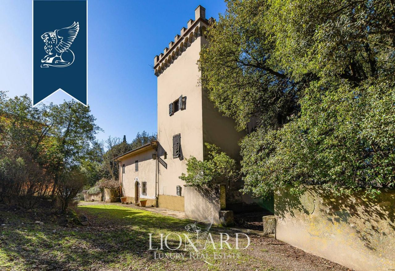 Villa in Florence, Italy, 1 000 m² - picture 10