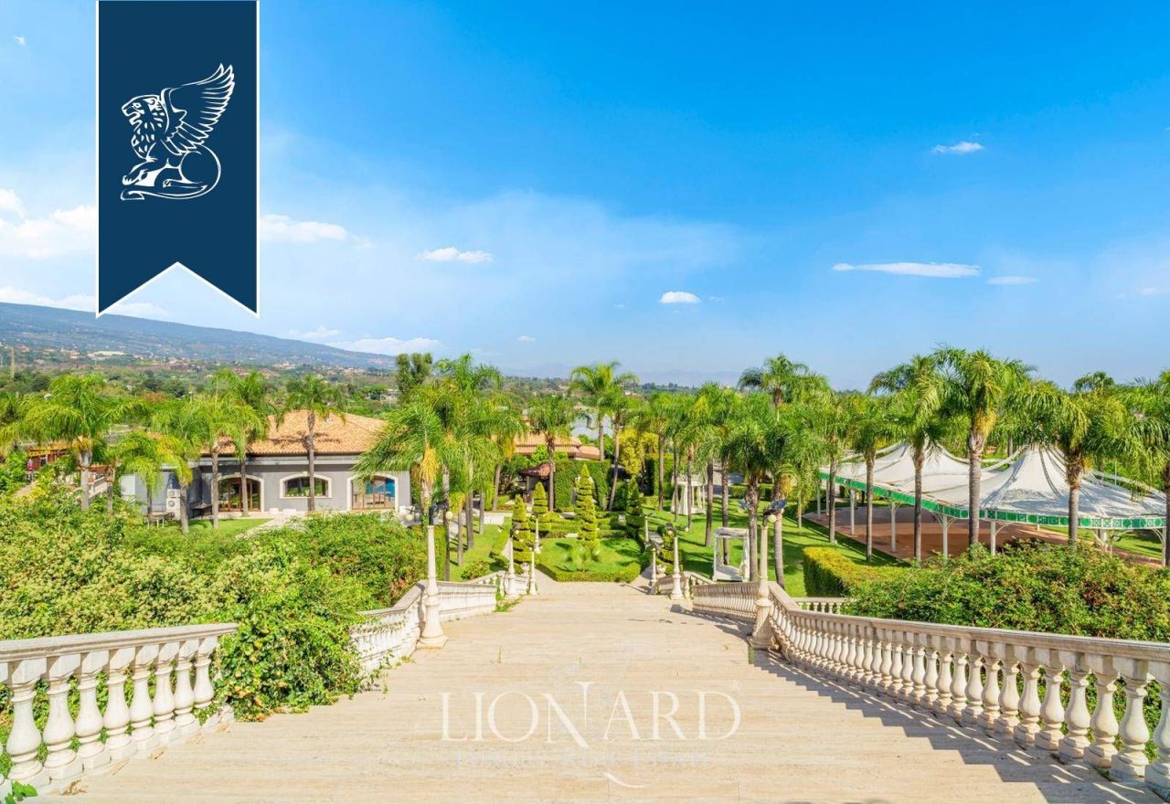 Villa in Acireale, Italy, 1 800 m² - picture 9