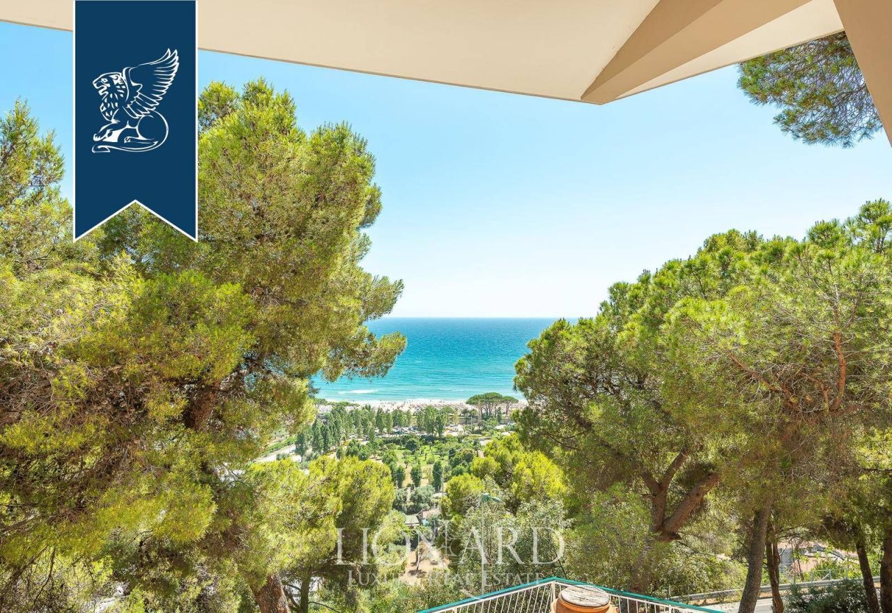 Villa in Sperlonga, Italy, 615 m² - picture 9