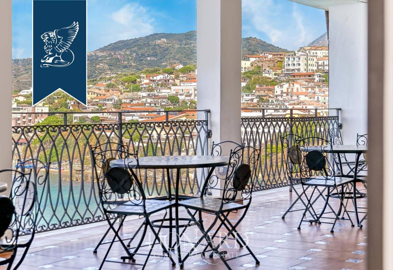 Hotel in Salerno, Italien, 1 000 m² - Foto 9