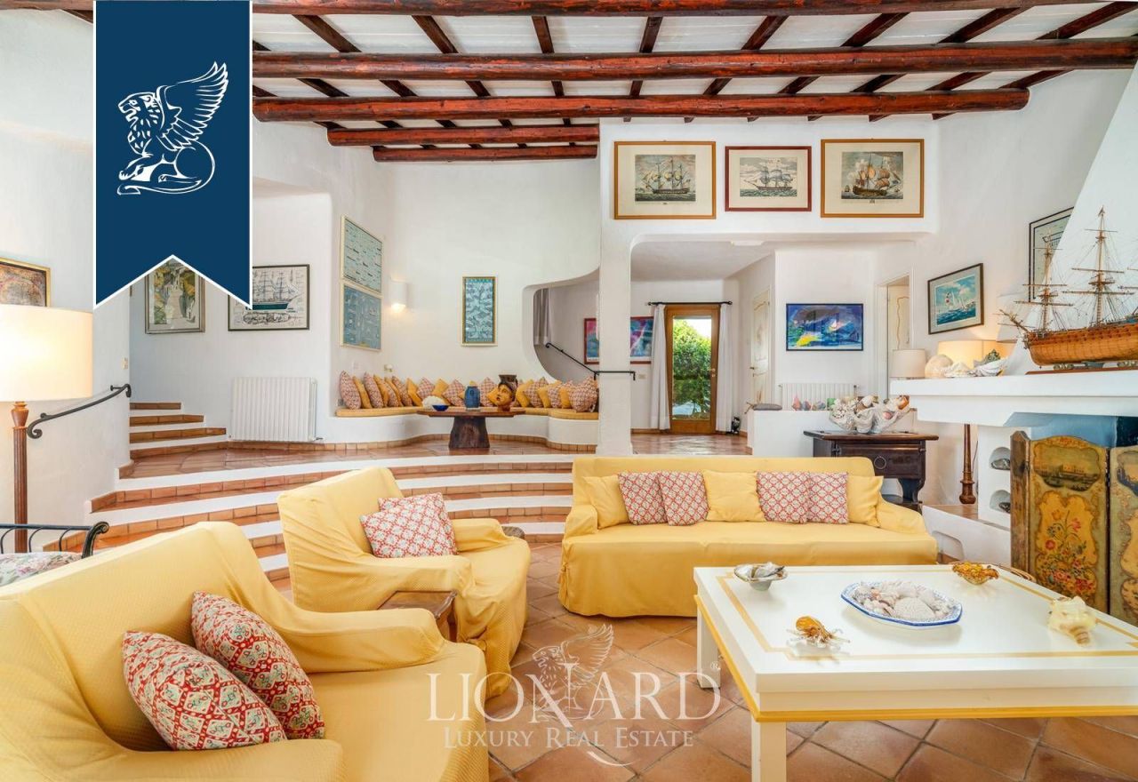 Villa à Palau, Italie, 476 m² - image 9