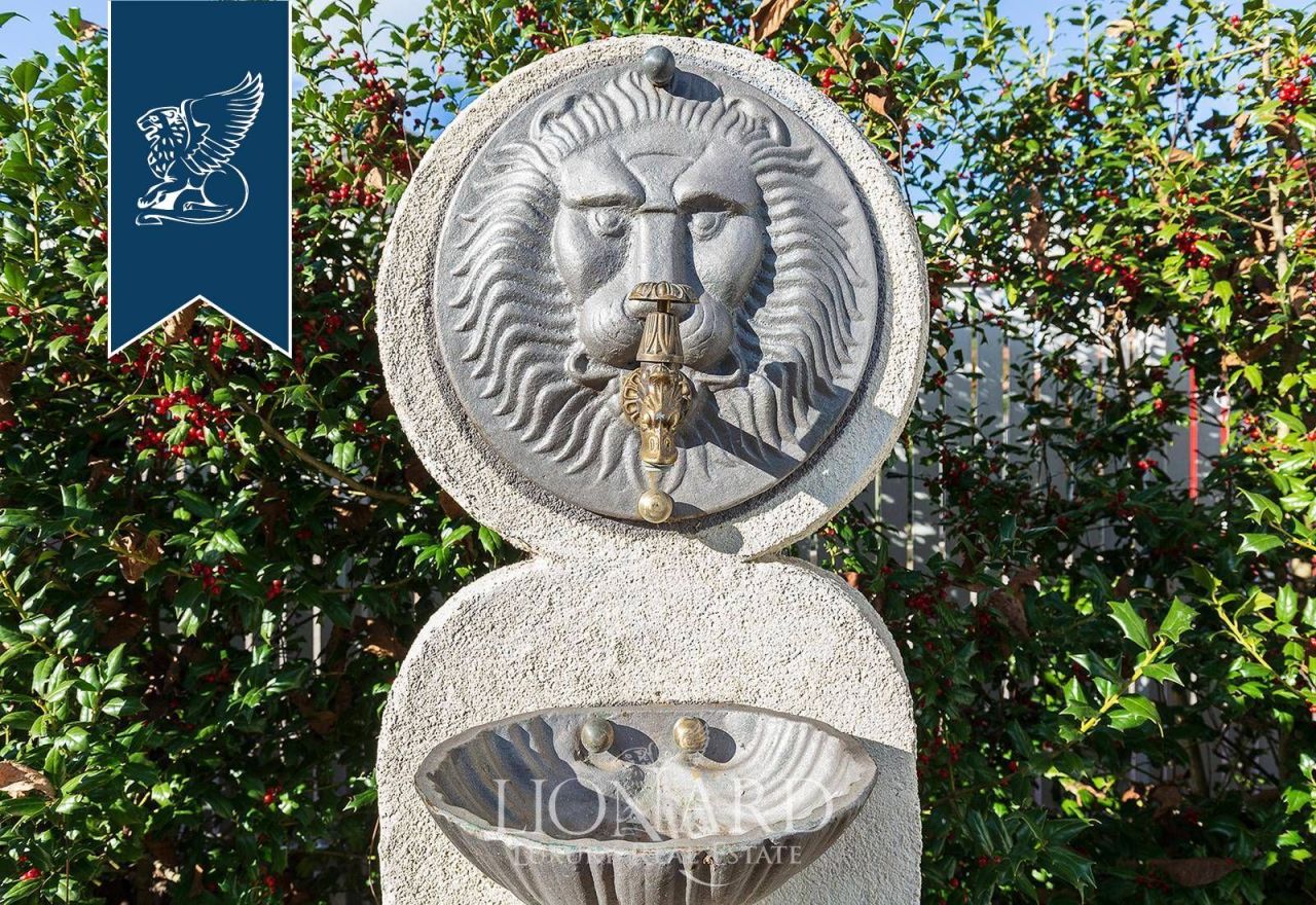 Villa dans le Besozzo, Italie, 500 m² - image 9