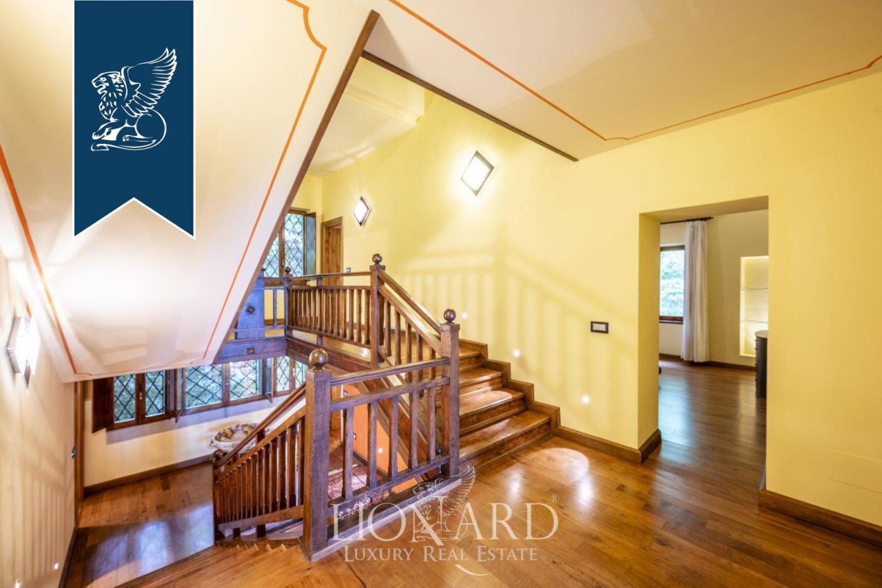 Villa in Modena, Italy, 671 m² - picture 9