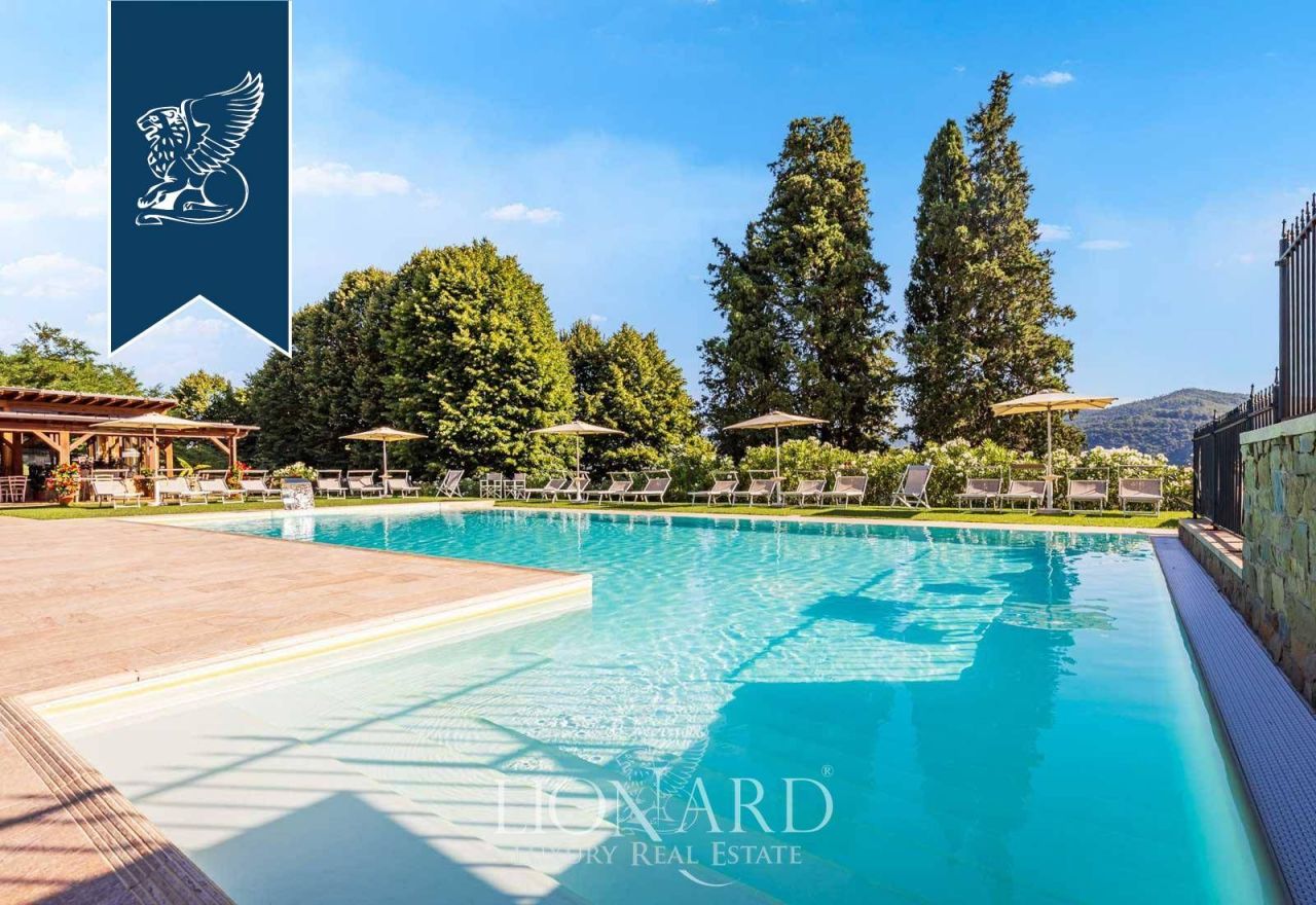 Granja en Florencia, Italia, 1 520 m² - imagen 9