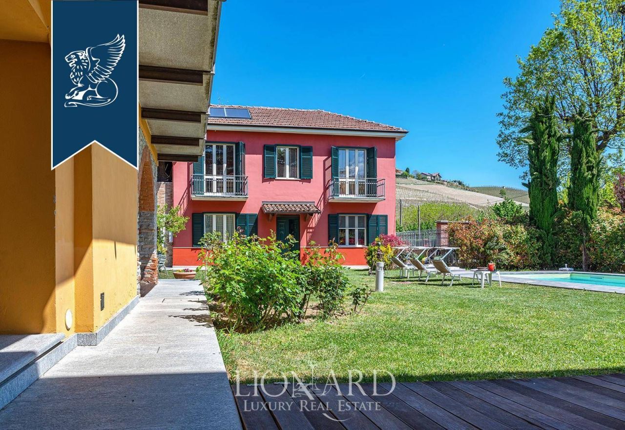 Farm in Asti, Italy, 1 000 m² - picture 9