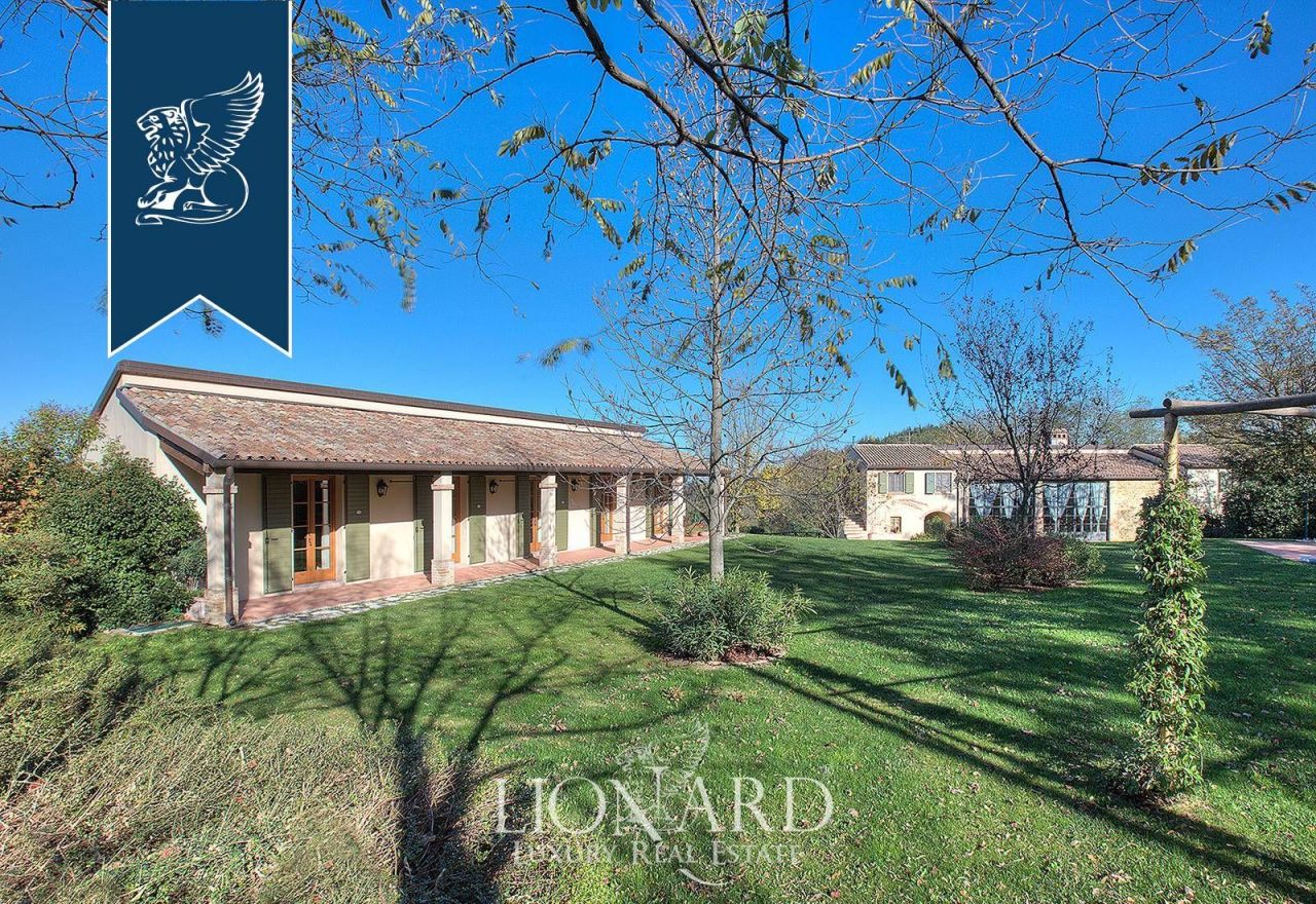 Villa en Forli-Cesena, Italia, 700 m² - imagen 9