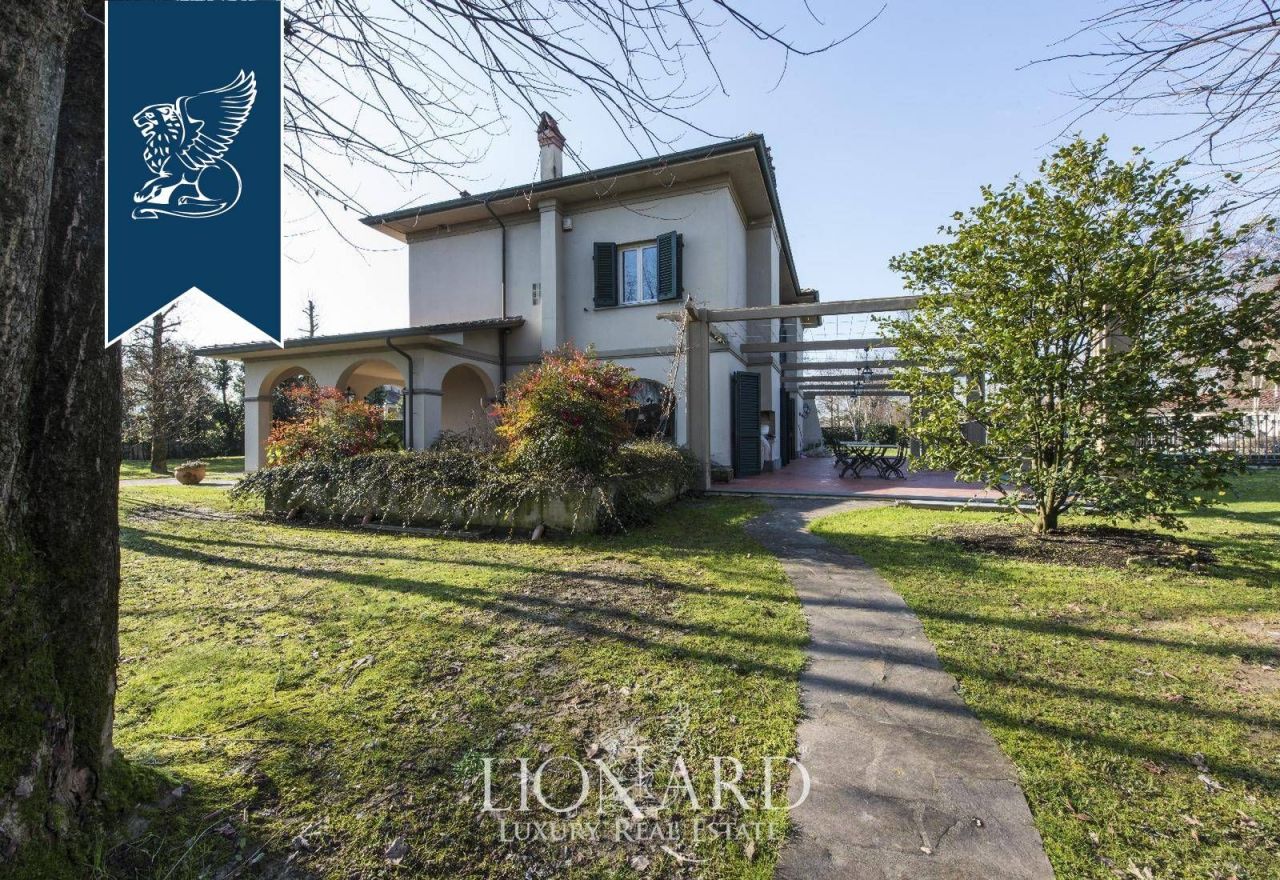 Villa en Capannori, Italia, 400 m² - imagen 9