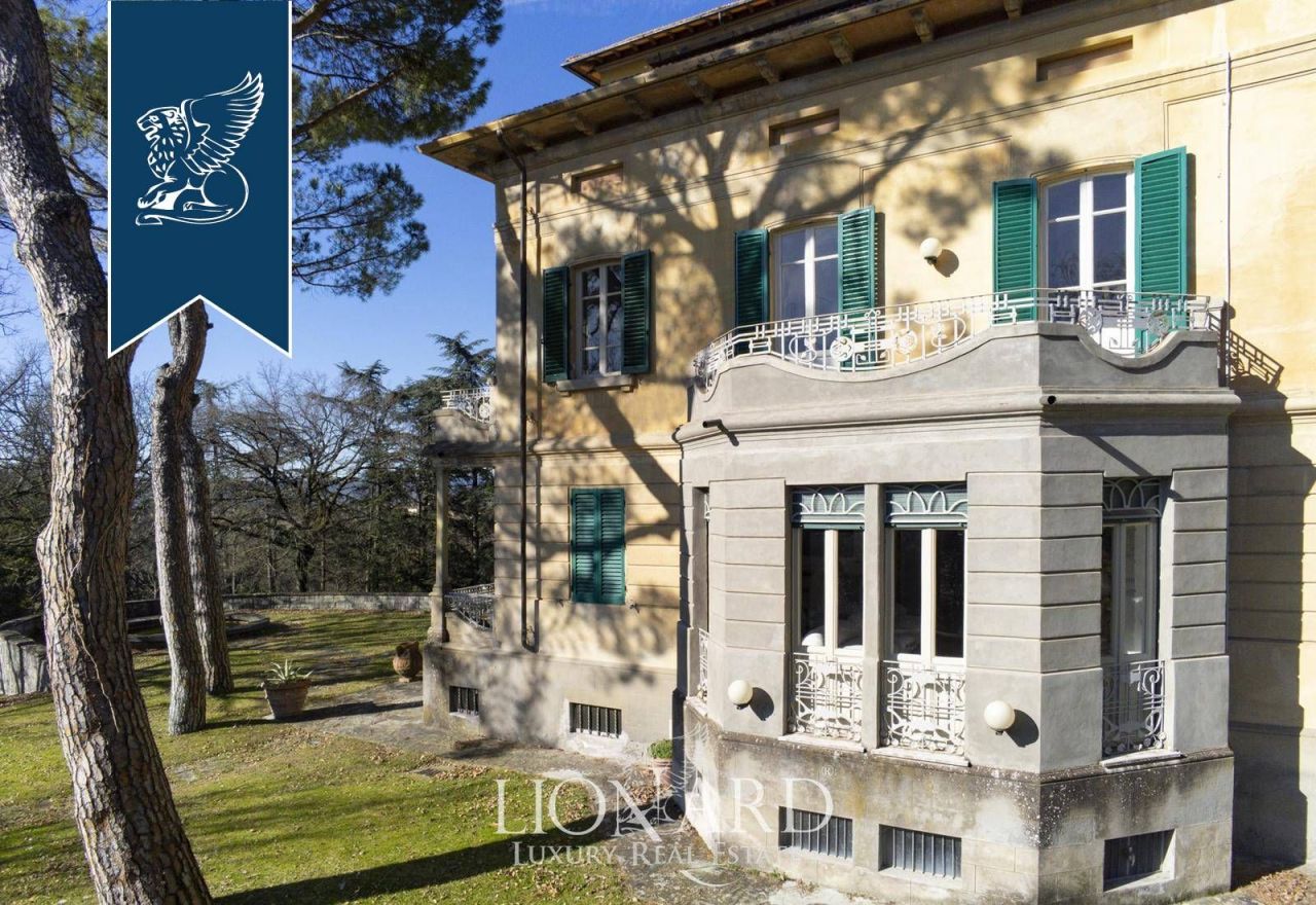 Villa à Arezzo, Italie, 800 m² - image 11