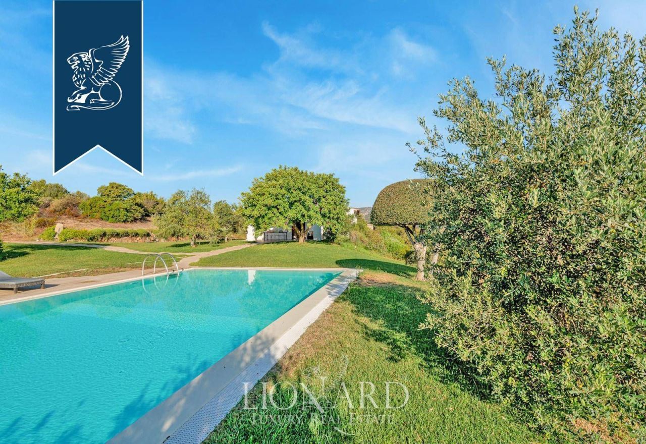 Villa à Olbia, Italie, 200 m² - image 11