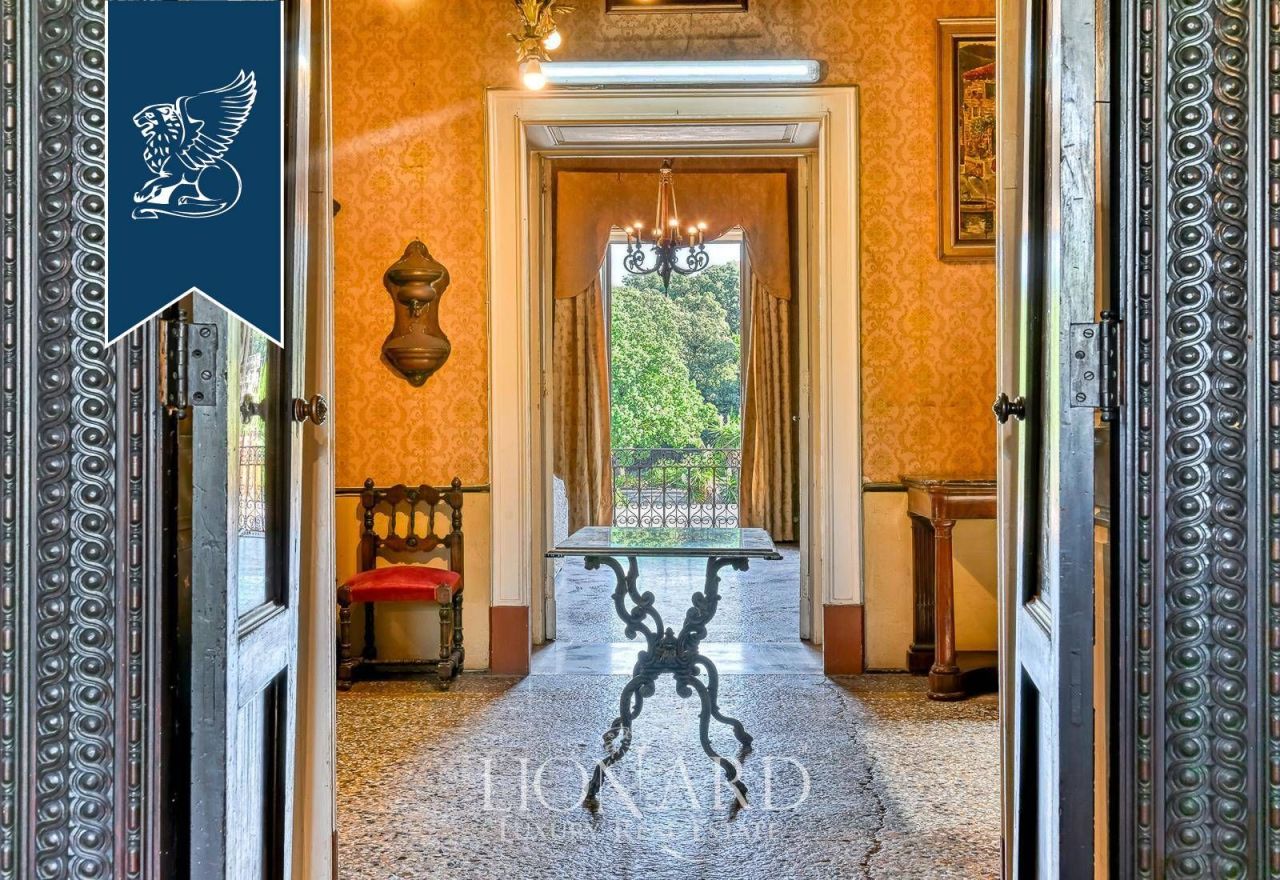 Villa a Napoli, Italia, 1 250 m² - foto 11