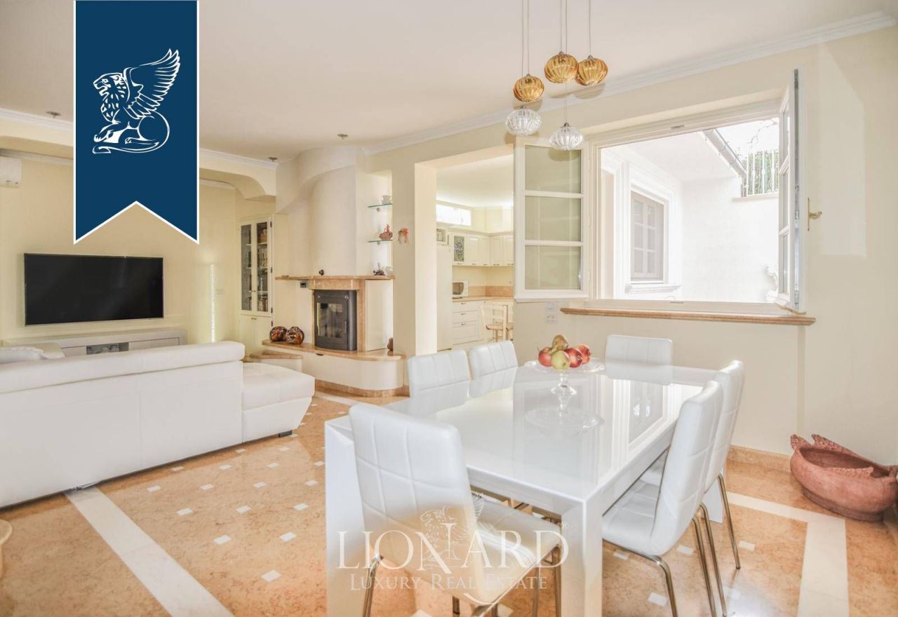 Villa en Pietrasanta, Italia, 275 m² - imagen 11