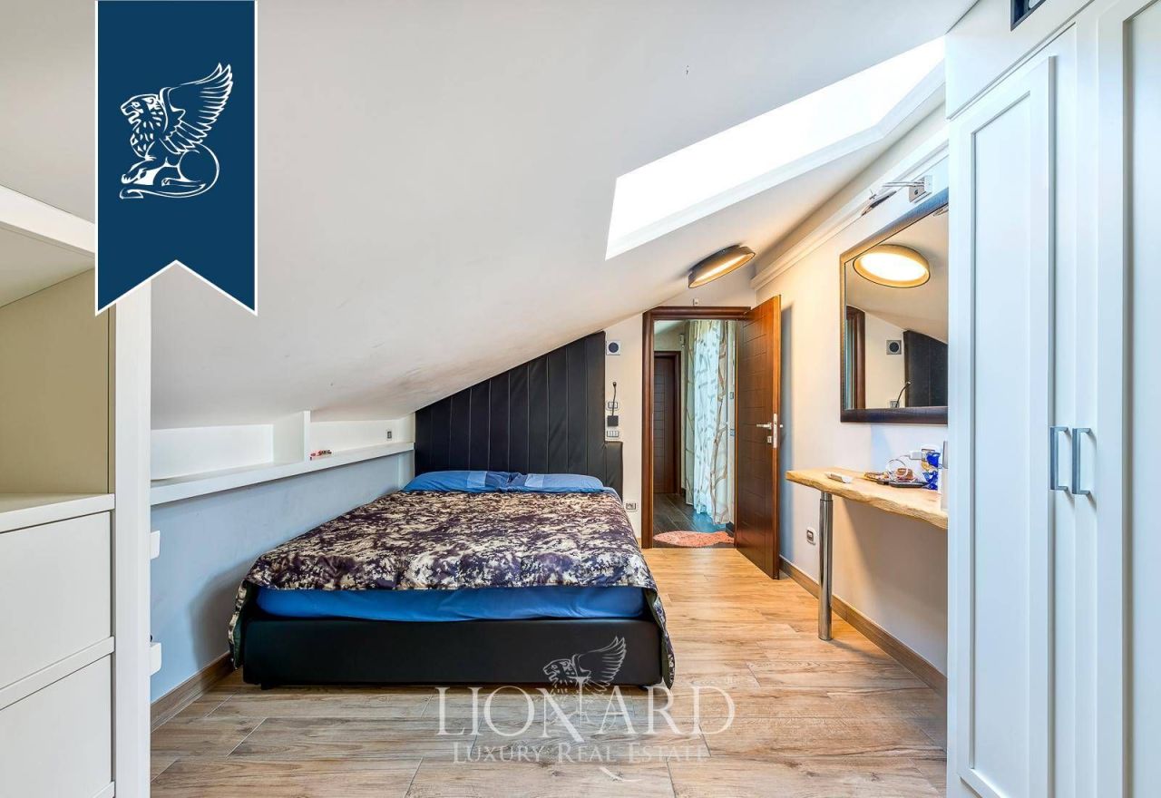 Villa en Roma, Italia, 300 m² - imagen 11