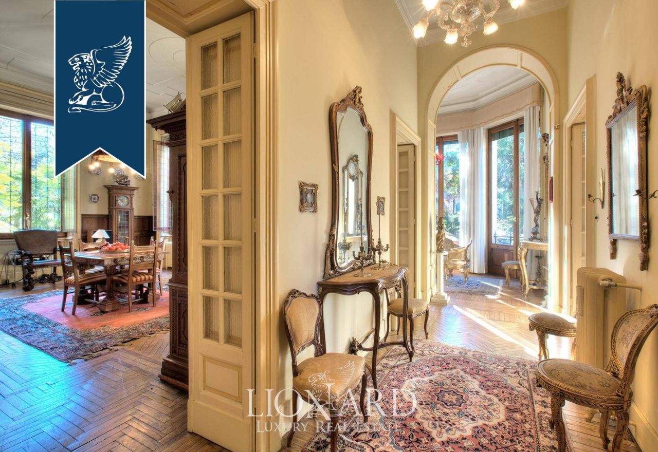 Villa à Stresa, Italie, 600 m² - image 11