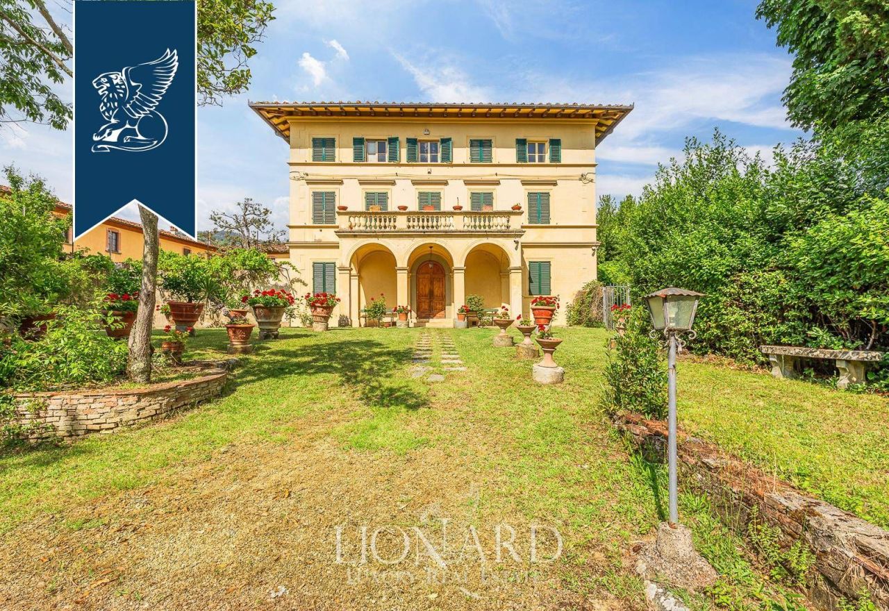 Farm in Arezzo, Italy, 1 200 m² - picture 11