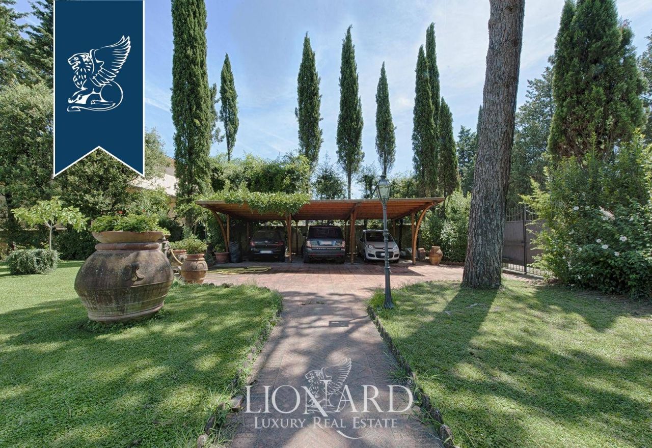 Villa à Florence, Italie, 900 m² - image 11