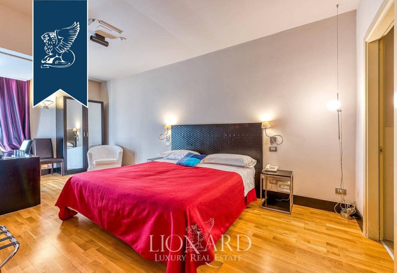 Hotel, albergo a Napoli, Italia, 600 m² - foto 11