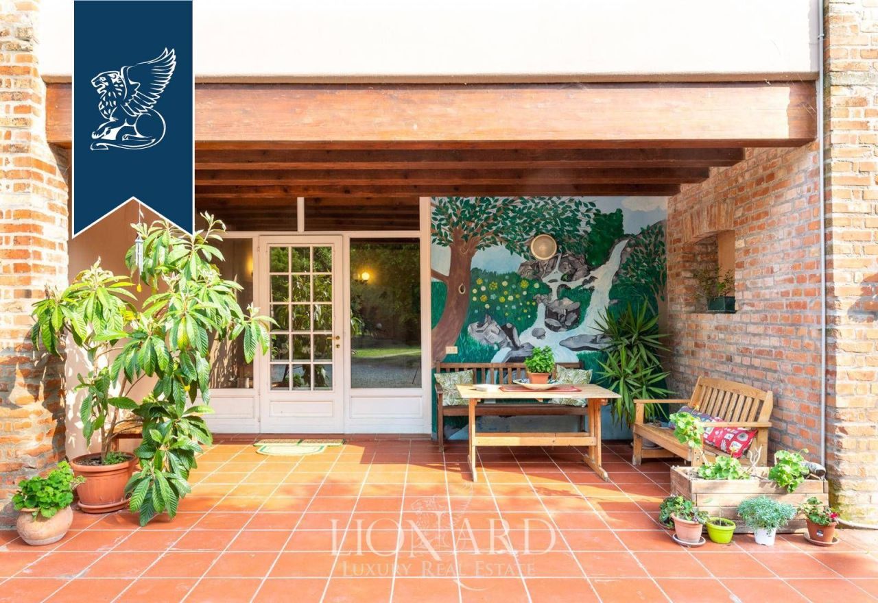 Villa in Pordenone, Italy, 1 176 m² - picture 11