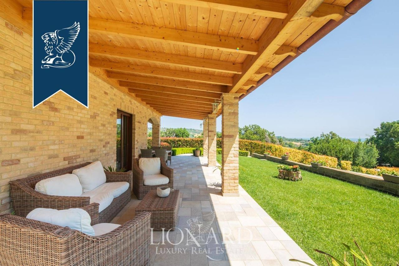 Farm in Ascoli Piceno, Italien, 400 m² - Foto 11