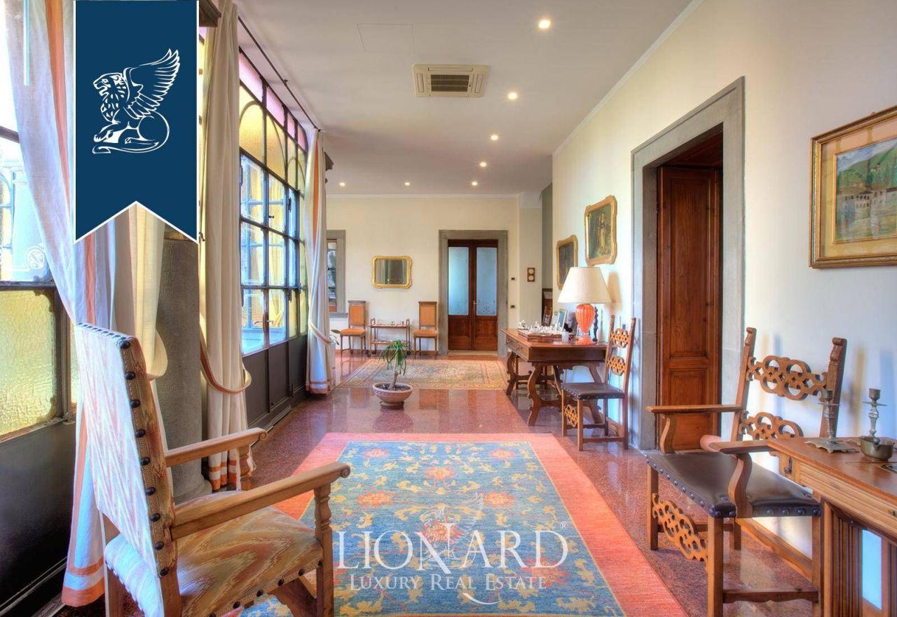 Villa in Bergamo, Italy, 1 000 m² - picture 11