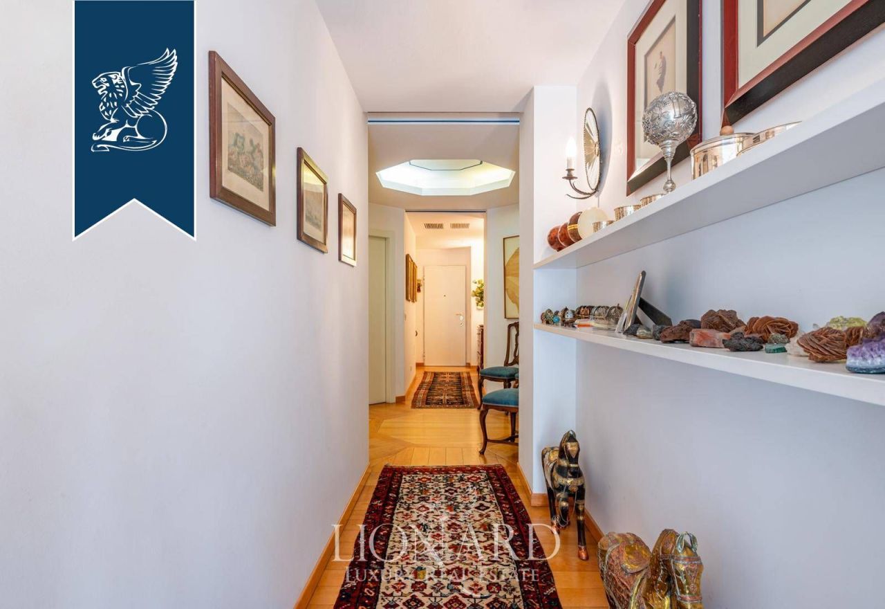 Appartement à Milan, Italie, 200 m² - image 11