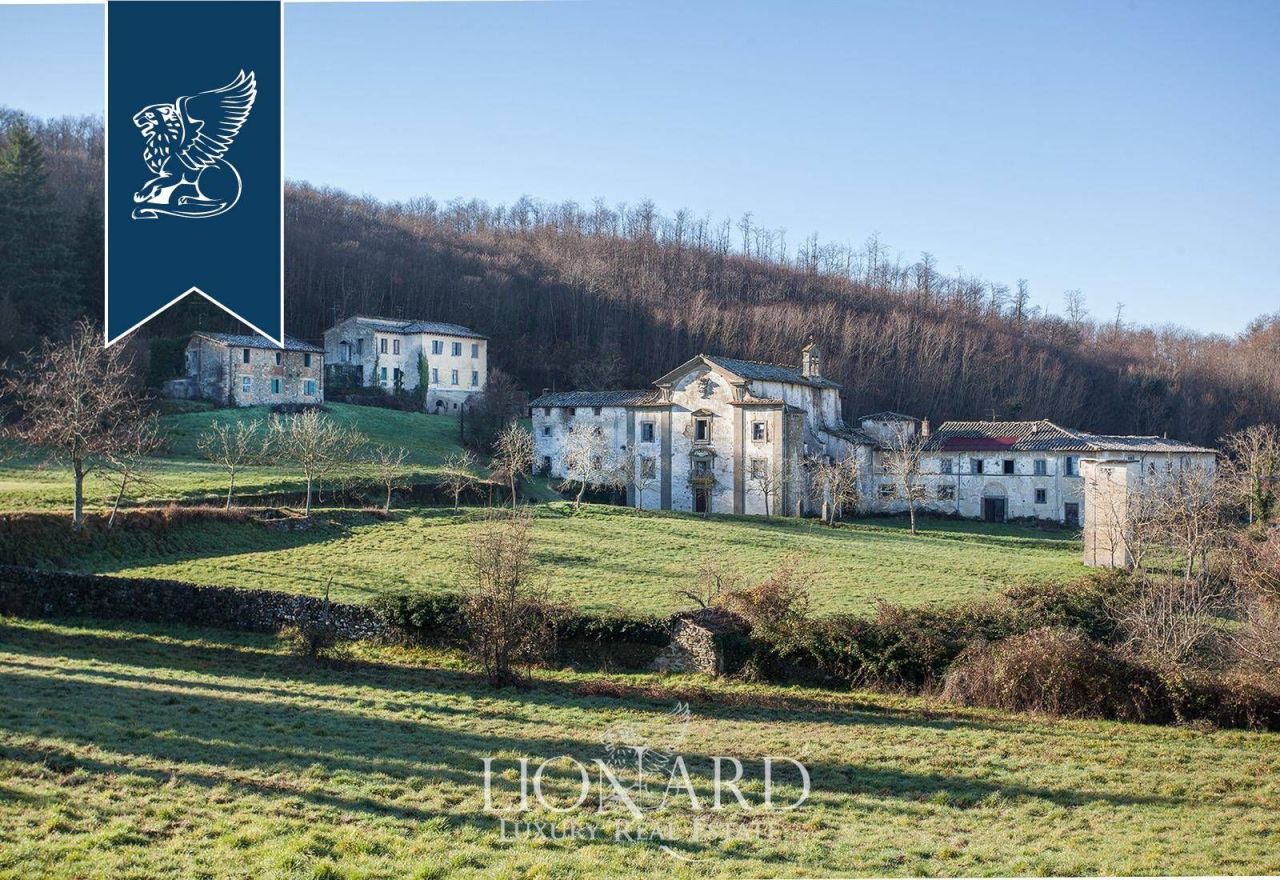 Villa in Florence, Italy, 7 181 m² - picture 11