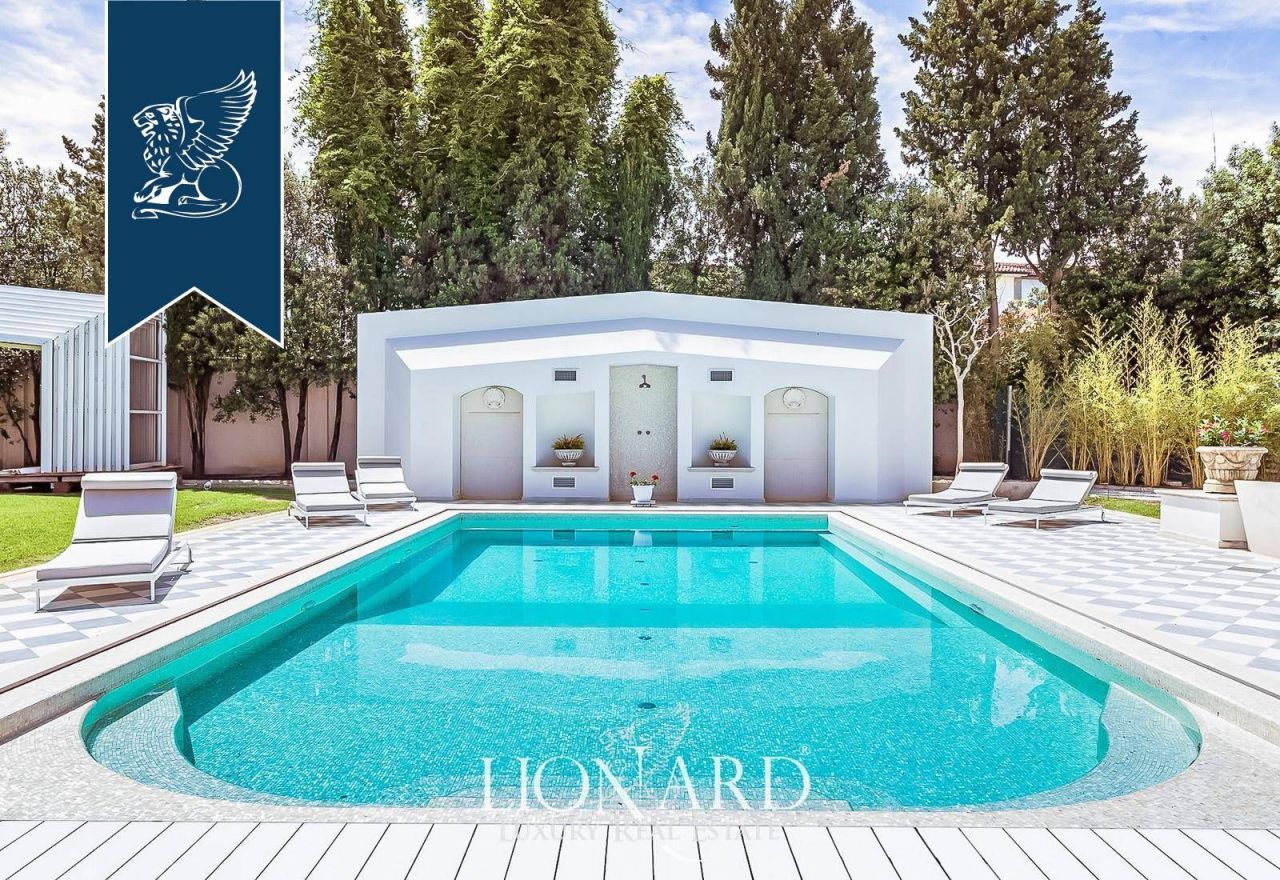 Villa à Florence, Italie, 750 m² - image 11