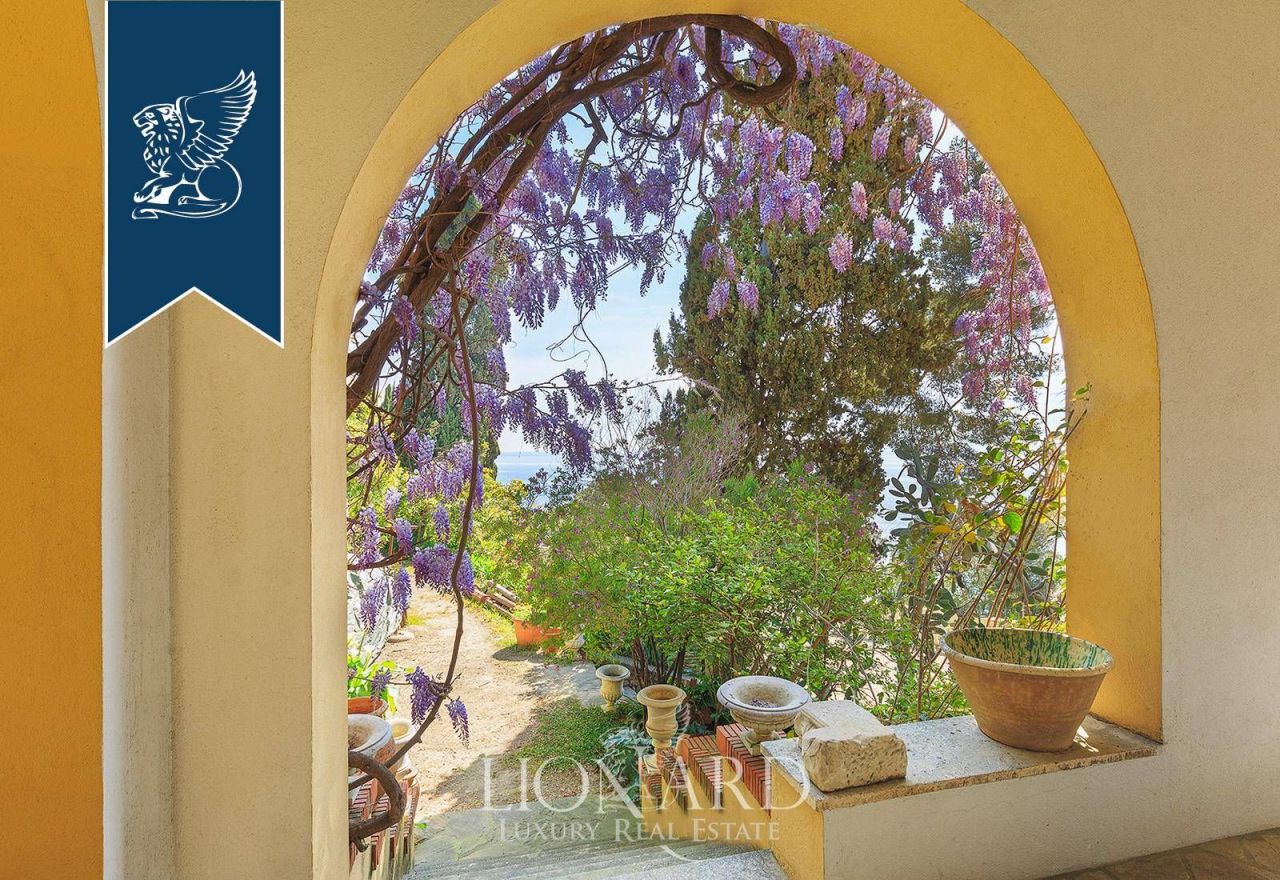 Villa à Imperia, Italie, 800 m² - image 11