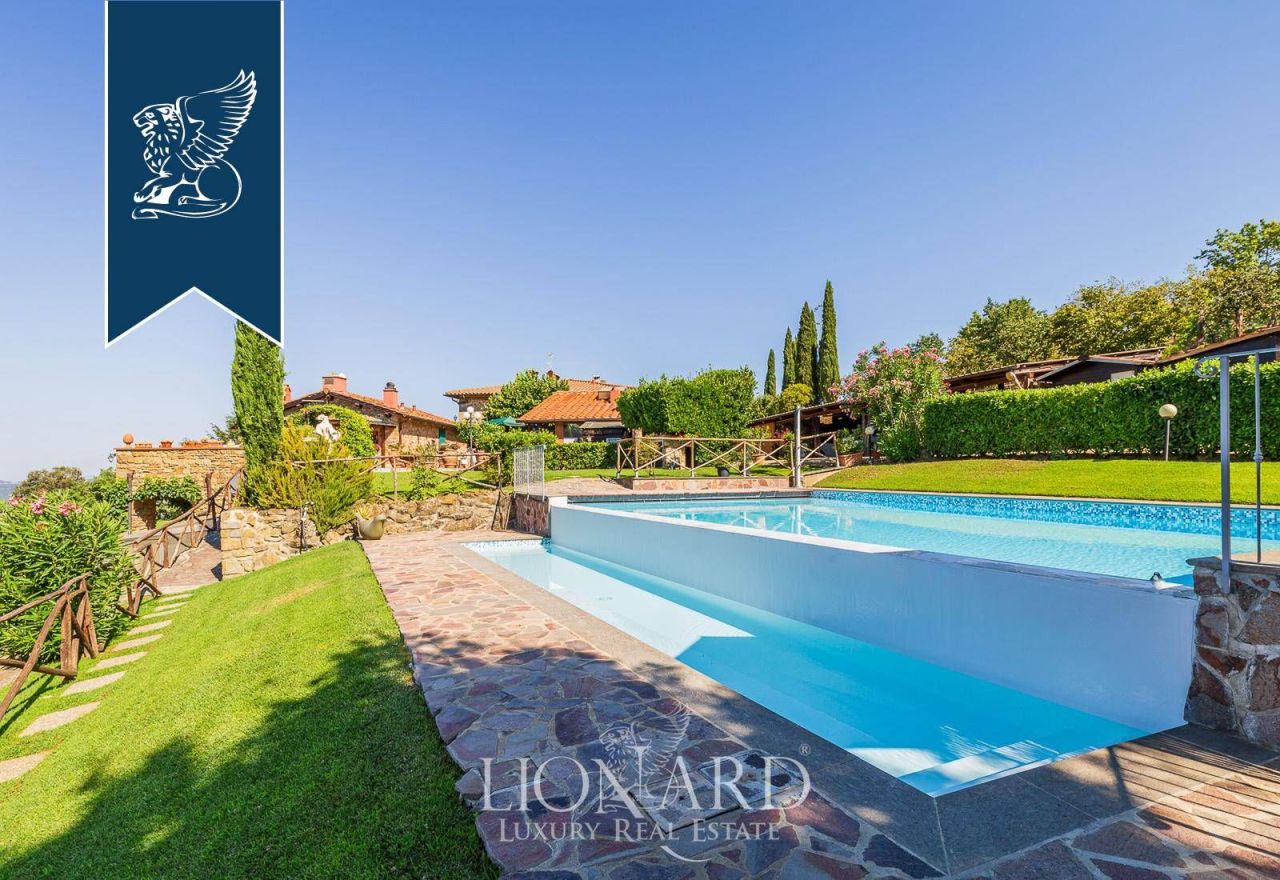 Farm in Florence, Italy, 500 m² - picture 11