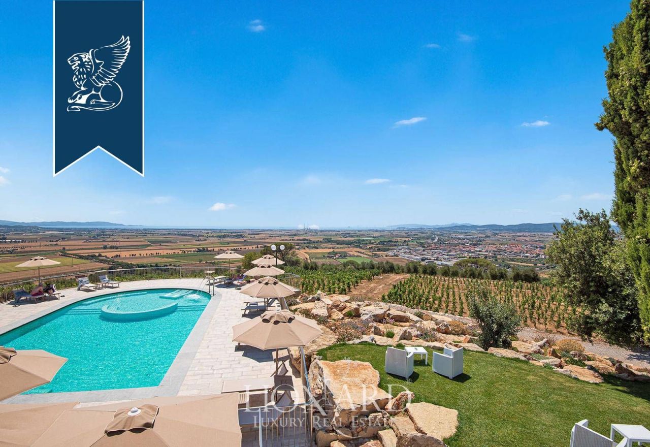 Casa a Campiglia Marittima, Italia, 2 200 m² - foto 11