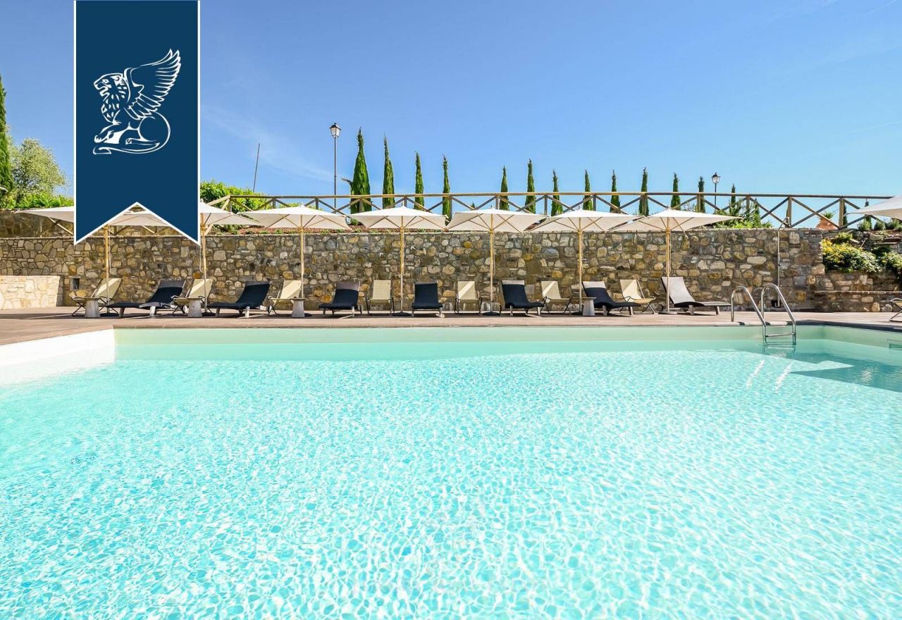 Farm in Castellina in Chianti, Italy, 1 200 m² - picture 11