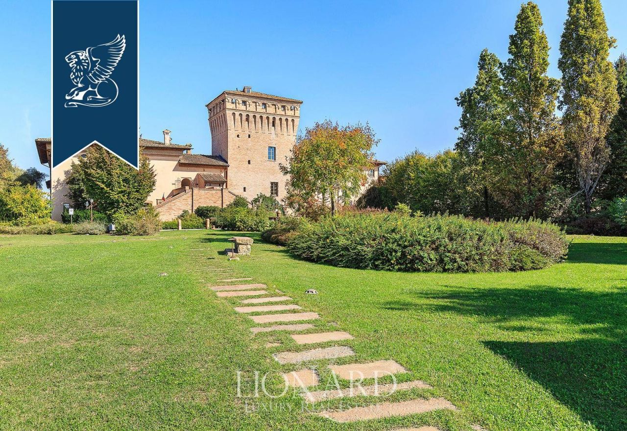 Castello a Piacenza, Italia, 3 700 m² - foto 11