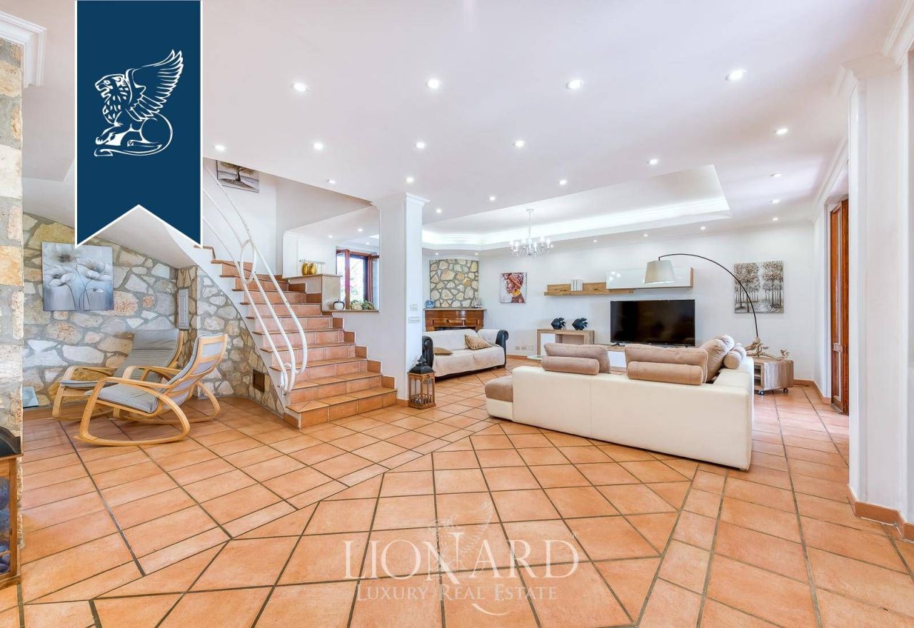 Villa à San Felice Circeo, Italie, 600 m² - image 11