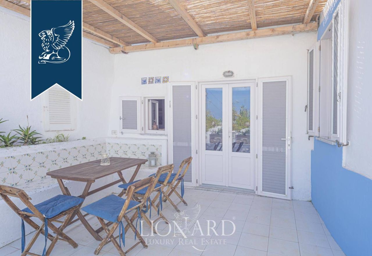 Villa a Latina, Italia, 233 m² - foto 11