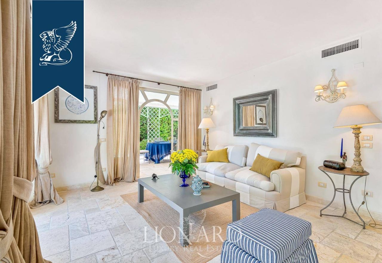 Villa in Forte dei Marmi, Italien, 400 m² - Foto 11