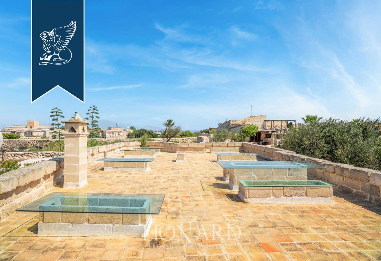 Villa à Favignana, Italie, 350 m² - image 11