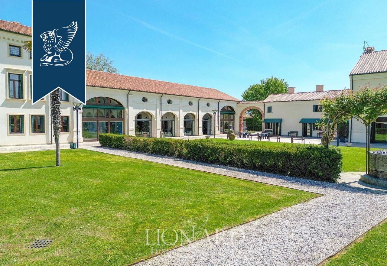 Villa in Padua, Italien, 3 200 m² - Foto 11