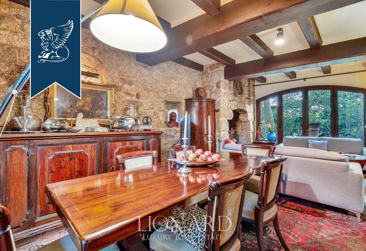 Castello a Camaiore, Italia, 500 m² - foto 10