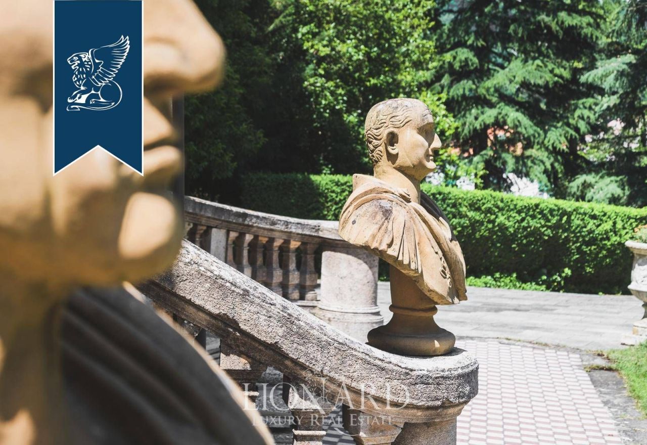 Villa en Genova, Italia, 3 057 m² - imagen 10